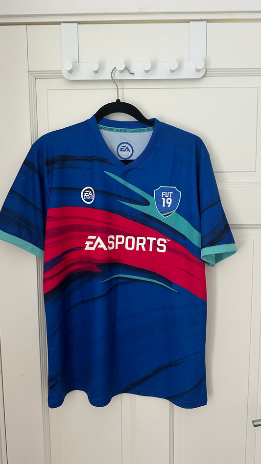 EA SPORTS FIFA 19 Tröja Large